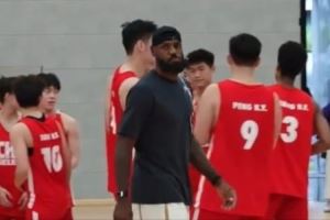 传授经验！詹姆斯与赵睿一同指导了中国国青男女篮的训练