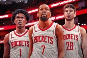 名嘴：杜兰特的进攻火力能为火箭在控卫位置的成长争取时间