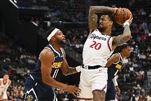 科林斯：快船主场季前赛氛围像季后赛 让人感觉很舒服