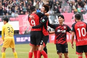 陕西联合主帅：达成保级目标不是靠运气 外界质疑时我们要更努力