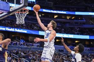 小瓦格纳：球队失误和罚球失准太伤了 我们有点自作自受