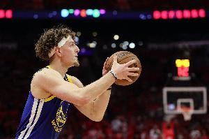 终于，终于！波杰姆斯基投射很高效 14中8&三分7中5砍23分6助